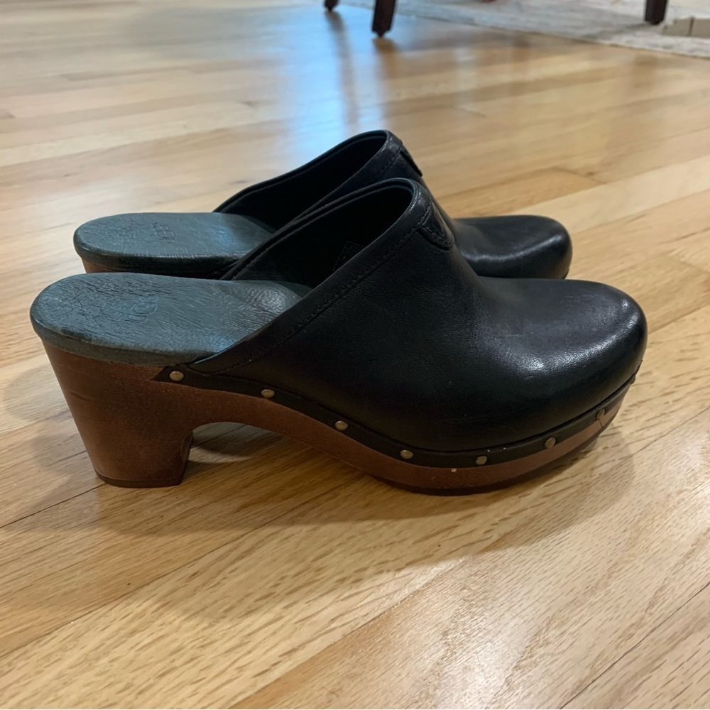 Ugg Abbie Studded Leather Platform Clog Mule US Size 6 Winter Fall Bohemian